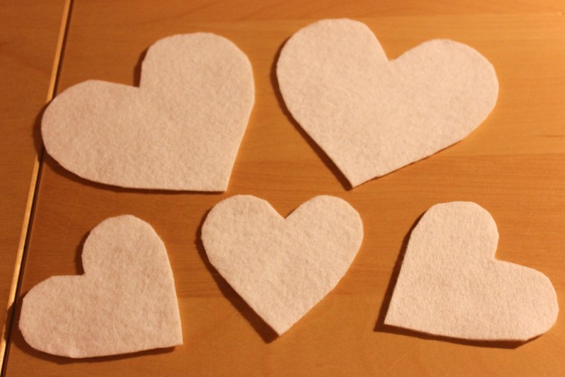 I used the large pattern for the ornament with two hearts and the small pattern for the ornament with three hearts.